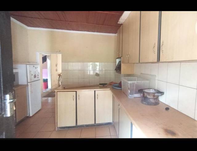 4 BEDROOM HOUSE FOR SALE IN PINETOWN